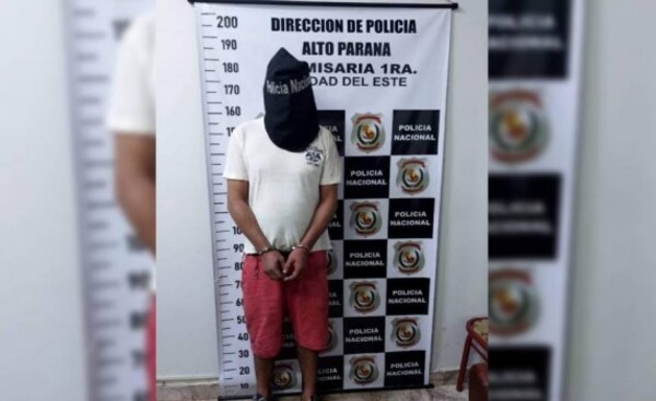 Atropelló con motocicleta a su pareja en el lugar de trabajo