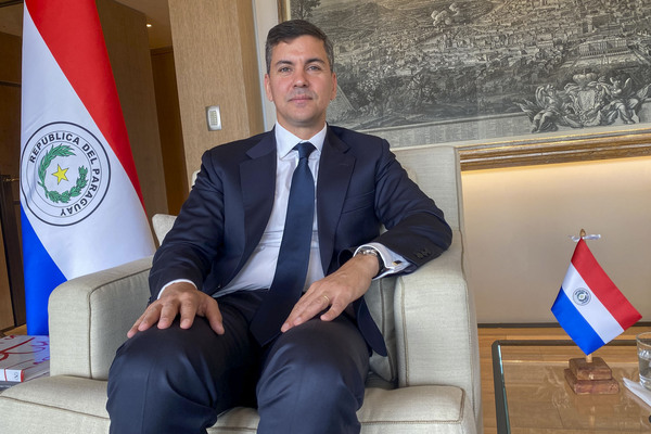 Peña dice que trabajará con Sánchez en fortalecer las relaciones entre España y Paraguay - MarketData