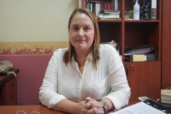 Cotejan informes de Universidades y MEC en casos de Rivas y Arévalo