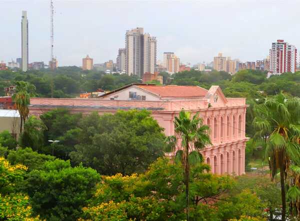 Lluvias en las primeras horas del martes y resto de jornada caluroso, anuncia Meteorología - .::Agencia IP::.