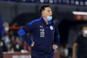 El DT de la Albirroja aun no tiene definido equipo para enfrentar a la Albiceleste