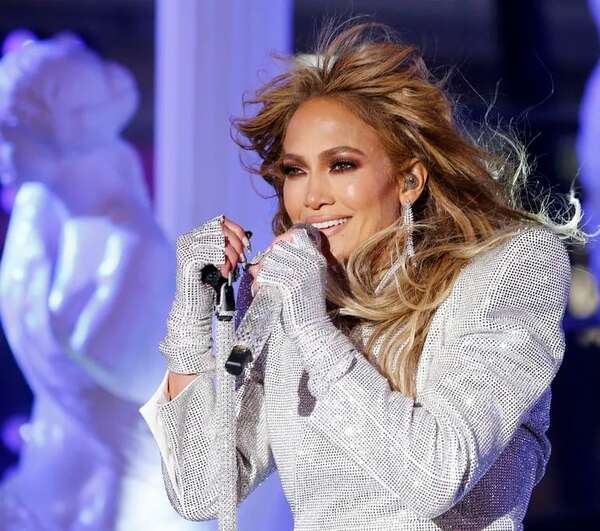 Jennifer Lopez lanzará en febrero su primer disco en 10 años - Música - ABC Color