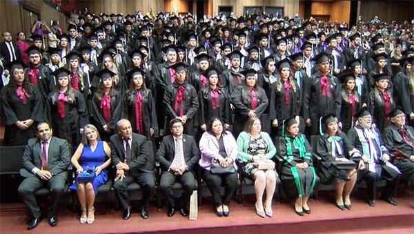 Egresan de la UPE nuevos profesionales de diversas áreas | DIARIO PRIMERA PLANA