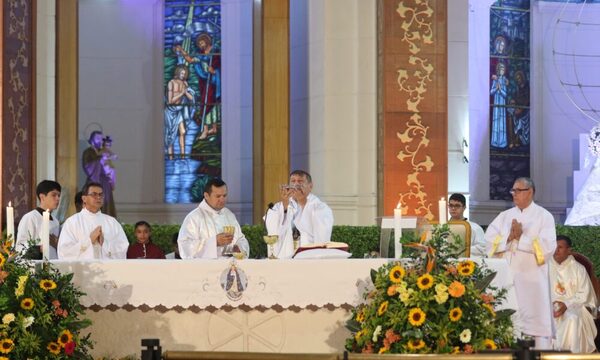 Inició novena de Caacupé con dura homilía