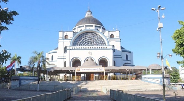 Atropellos constitucionales marcan inicio de novenario de Caacupé