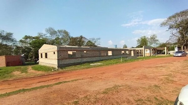 PASARON DOS AÑOS Y SIGUEN SIN TERMINAR EL CENTRO DE SALUD DE YATAYTY DEL NORTE - La Voz del Norte