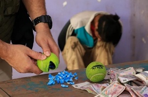 Descubren crack oculto en pelotas de tenis en aguantadero cercano a escuela en Asunción