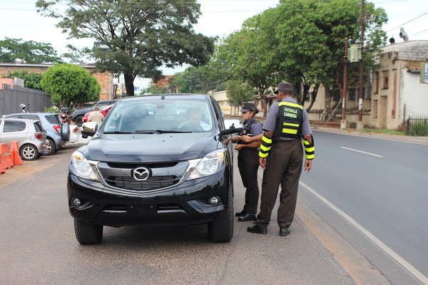 Documentos en formato digital son válidos en controles de la Patrulla Caminera - trece