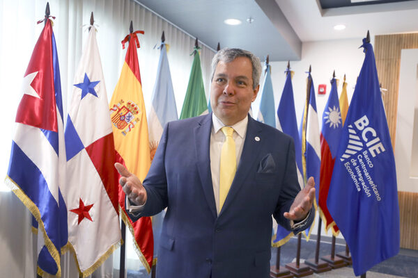 Mossi: BCIE creció mucho en los últimos años, con la mejor calificación de América Latina - MarketData