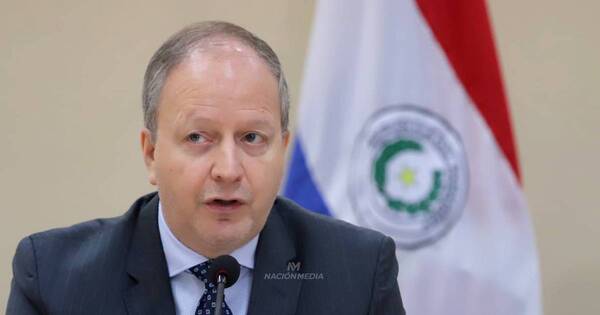 La Nación / Gobierno apunta a bajar tensión adelantado pagos a salud y obras