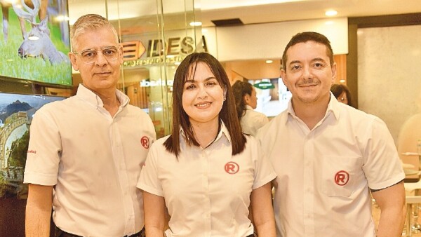 Radioshack vuelve al Shopping Mariscal
