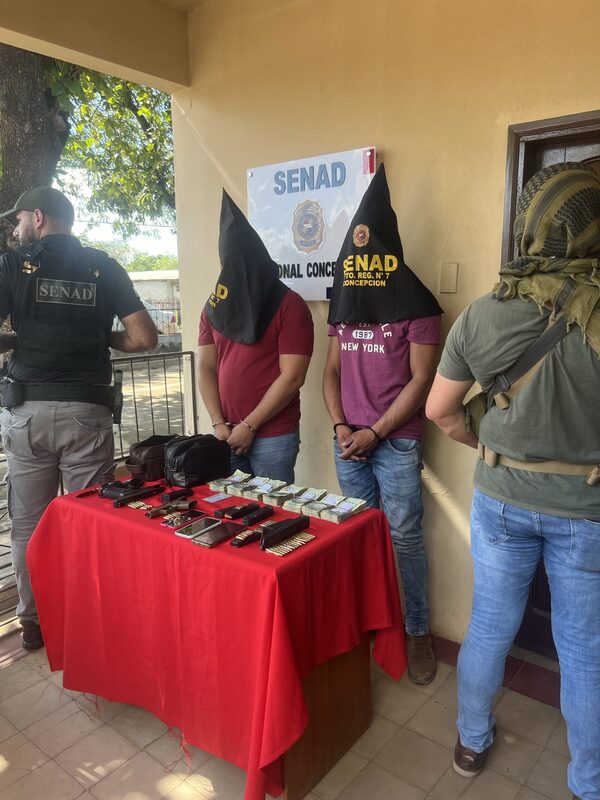 Operativo de la SENAD en Horqueta: Dos aprehendidos, decomisan armas y 70 millones de guaraníes