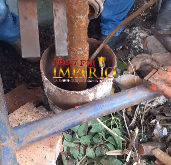 Pobladores de la fracción Jardín Orfeo preocupados por fluido de agua salada - Radio Imperio 106.7 FM