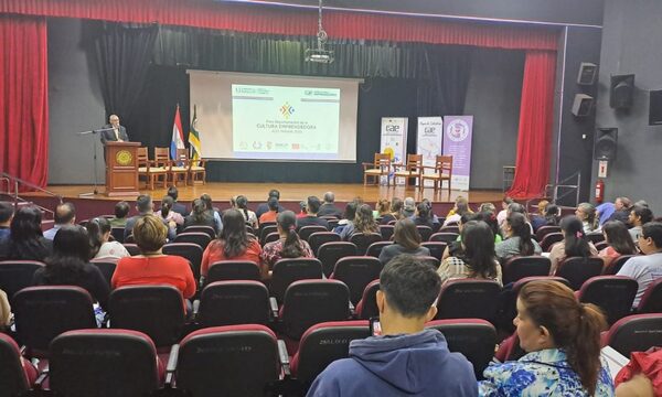 Exitoso primer Foro de la Cultura Emprendedora en el Alto Paraná