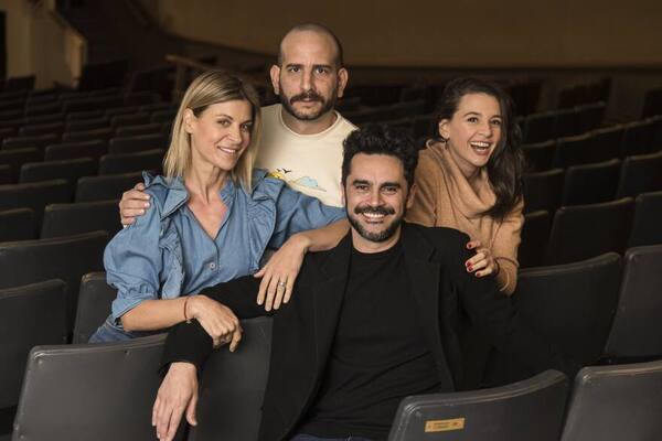 "¿Cómo provocar un incendio?" Obra teatral de comedia llega a Paraguay en el teatro Guaraní - trece