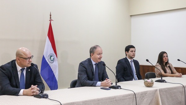PRIMEROS 100 DÍAS DEL MINISTERIO DE ECONOMÍA: HOJA DE RUTA MARCADA HACIA LA PREVISIBILIDAD - Itapúa Noticias