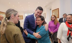Presidente de la República mantiene reunión con paraguayos residente en Italia