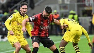 El Dortmund sella su clasificación y complica al Milan
