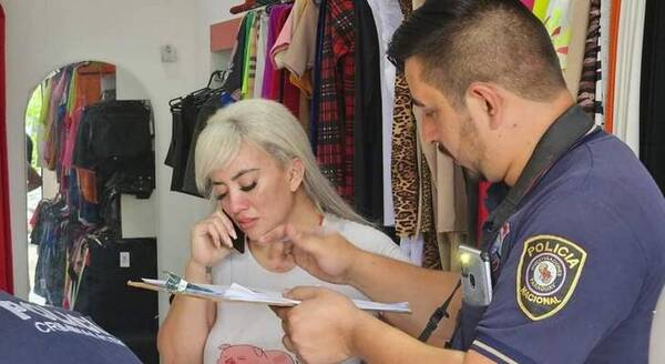 [VIDEO] Barbie denunció robo en su boutique y quedó detenida