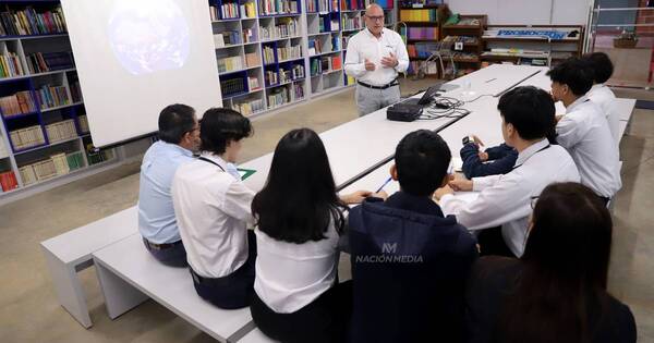 La Nación / Charla en Arambé - OJO Galería