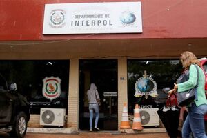 Destituyen al jefe de Gabinete de Interpol tras desactivación de alerta roja en el caso Marset - Informatepy.com