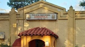 Detienen a policía “robamotos” en su propia Comisaría - Noticiero Paraguay