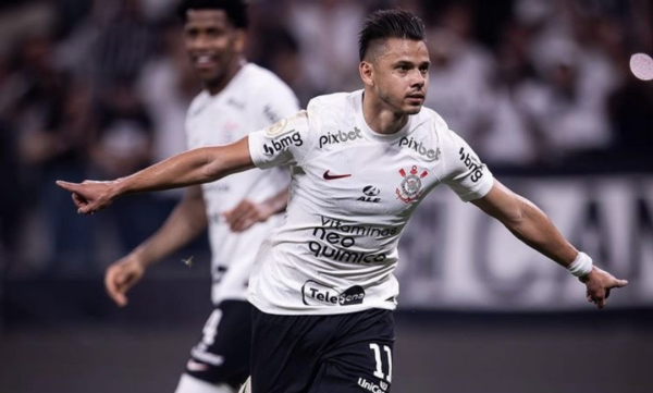 Versus / Doblete de Ángel Romero que impulsa al Corinthians hacia la salvación