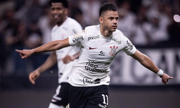 Versus / Doblete de Ángel Romero que impulsa al Corinthians hacia la salvación 