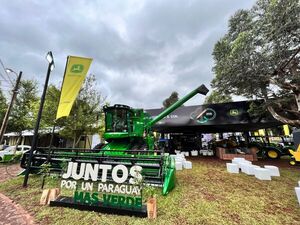 Kurosu & CIA con John Deere presenta lanzamiento y promociones en Agrodinámica 2023