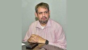 Enfrentando acusaciones, fiscal argumenta intento de regular abuso de permisos