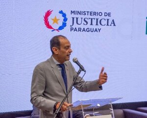 Diario HOY | Diputados rechaza interpelación del ministro Barchini