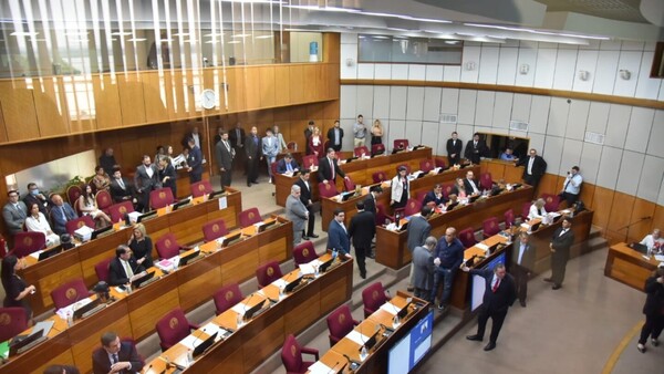 PLRA tiene más fanáticos de HC que el propio Bachi Núñez, critica senador
