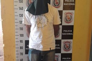 Sujeto con varias órdenes de captura se entrega a la Policía