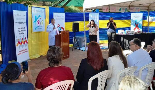 Conmemoran Día de Planificación Familiar en Hospital de Luque •