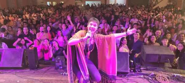 Emanuela López y Ayelen Alfonso serán la atracción del festival del Ykua Kurusu 2023 - Nacionales - ABC Color