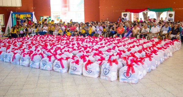 Campaña "Un día para dar" pretende entregar 500 canastas navideñas a familias vulnerables - trece