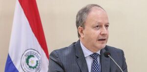 Prioridad del gobierno de Santiago Pe帽a es pagar deuda de US$ 600 millones a constructoras y farmac茅uticas - Revista PLUS