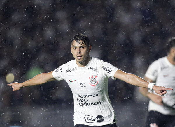 Versus / La "heroica" referencia del Corinthians a su goleador, Ángel Romero