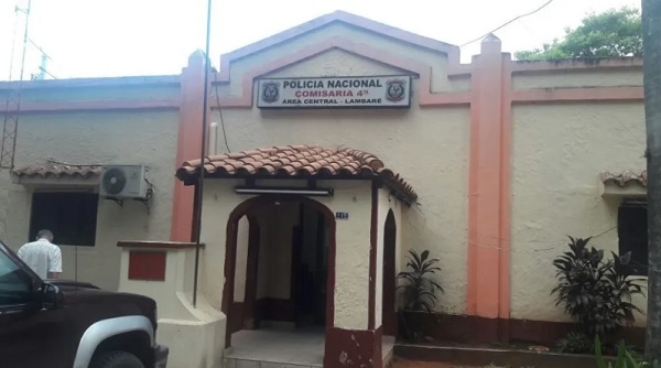 Policía imputado por robo de motocicletas en comisaría de Lambaré