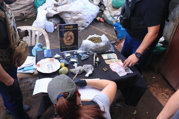 Operativo antidrogas en barrio San Francisco | 1000 Noticias