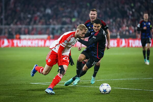 Versus / El Bayern Múnich no pasó del empate en su casa ante el Copenhague