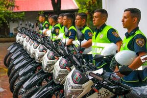 Comandante destaca labor de la Policía y asegura que la ciudadanía vuelve a confiar en la institución - Unicanal