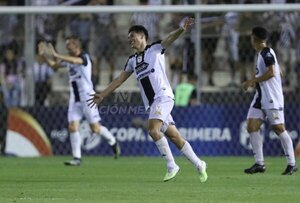 Versus / Ruiz asegura que nunca perdieron la esperanza y elogio a Vinicius Eutrópio