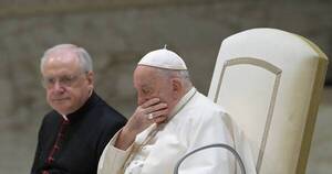 La Nación / El papa, con dificultadespara respirar y con gripe
