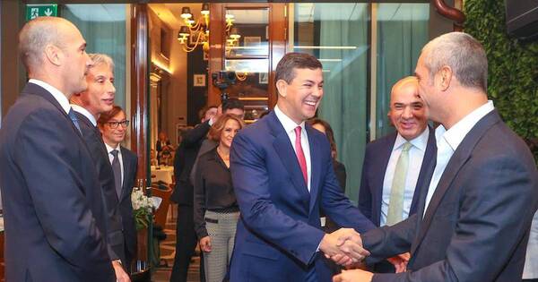 La Nación / Peña finaliza su viaje por Italia invitando a invertir en Paraguay