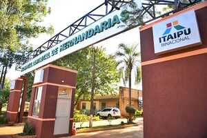 Funcionarios del Ministerio de Salud Pública verificaron hospital distrital de Hernandarias - La Clave