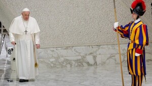Papa Francisco afirma que fue un pecado "masculinizar" la Iglesia