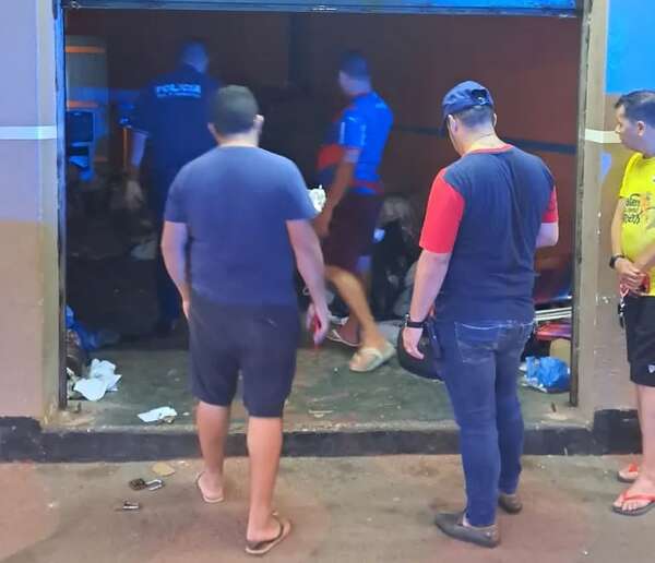 Pasero denuncia hurto de 250 celulares en el microcentro de Ciudad del Este - ABC en el Este - ABC Color