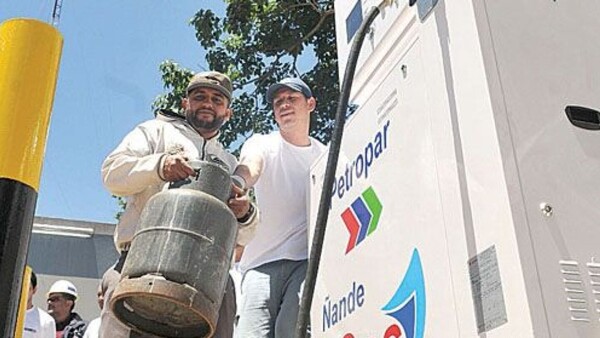 Gas gratis durante siete horas en Petropar, este sábado