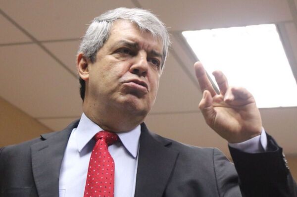 Senadora exige al ministro del Interior dar explicaciones sobre levantamiento del código rojo a esposa de Marset - El Independiente